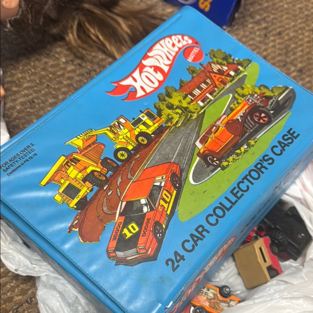 Vintage Hot Wheels collector car lot and case Blue Car Collector's Case